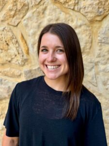 Lauren Casey Headshot